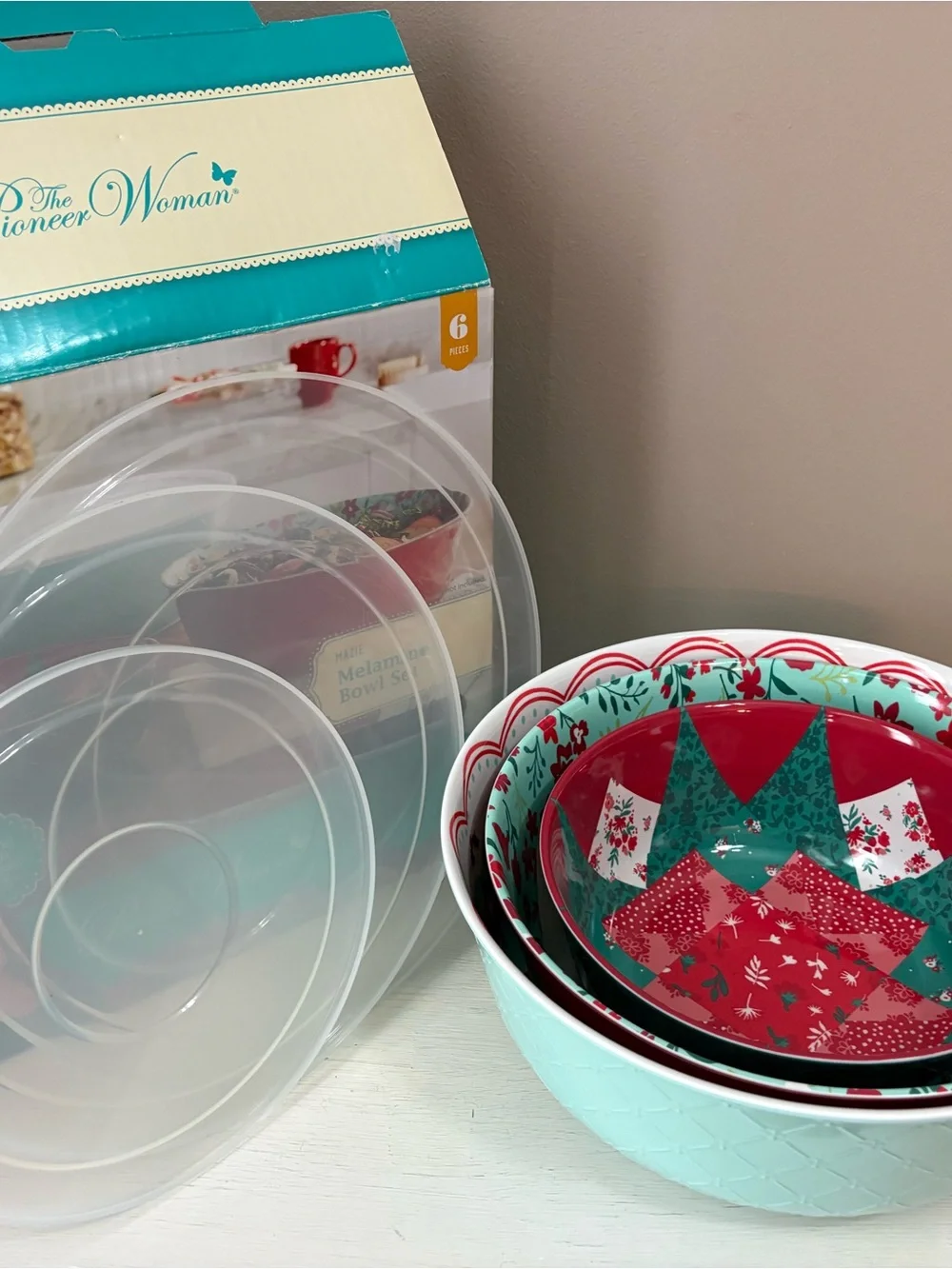 The Pioneer Woman Melamine Bowl Set - Teal & Red
